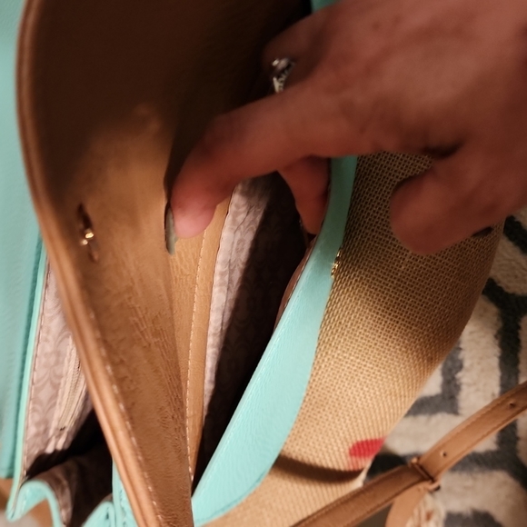 NWOT "C" CROSSBODY SADDLEBAG - Picture 10 of 14